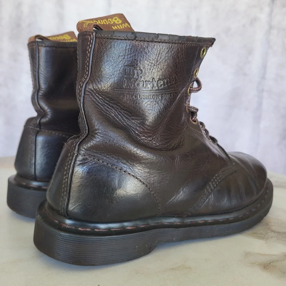 Dr. Martens 11822 Size 9 Men's Combat Biker Boots Brown Distressed